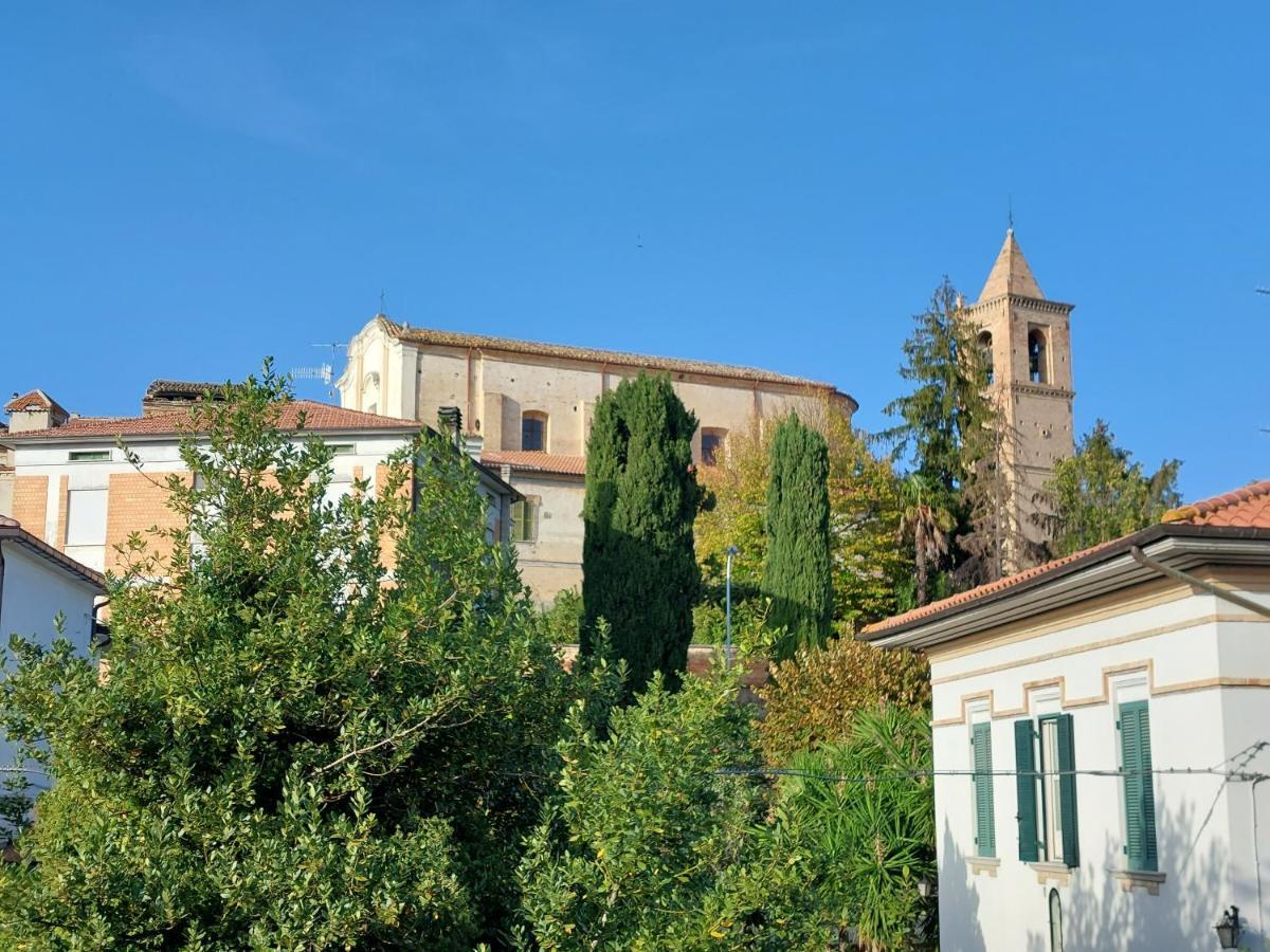 Bed And Breakfast La Pecora Rosa Sant'Omero Exterior foto